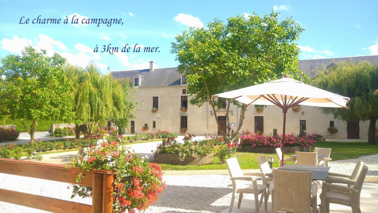 Hotel Le Manoir De Mathan Crepon A La Campagne 5 Mn D'Arromanches Et 10 Mn De Bayeux Luaran gambar