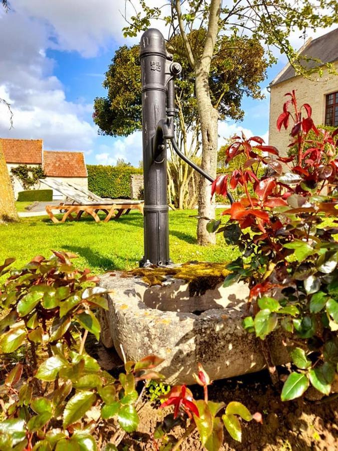 Hotel Le Manoir De Mathan Crepon A La Campagne 5 Mn D'Arromanches Et 10 Mn De Bayeux Luaran gambar